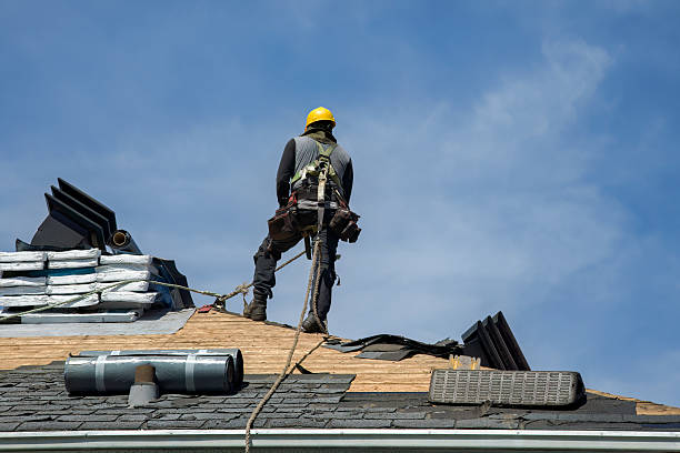 Professional Roofing technician working in Glencoe, MN